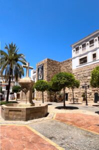 Plaza de la Iglesia Nuestra Señora de la Encarnación. Marbella