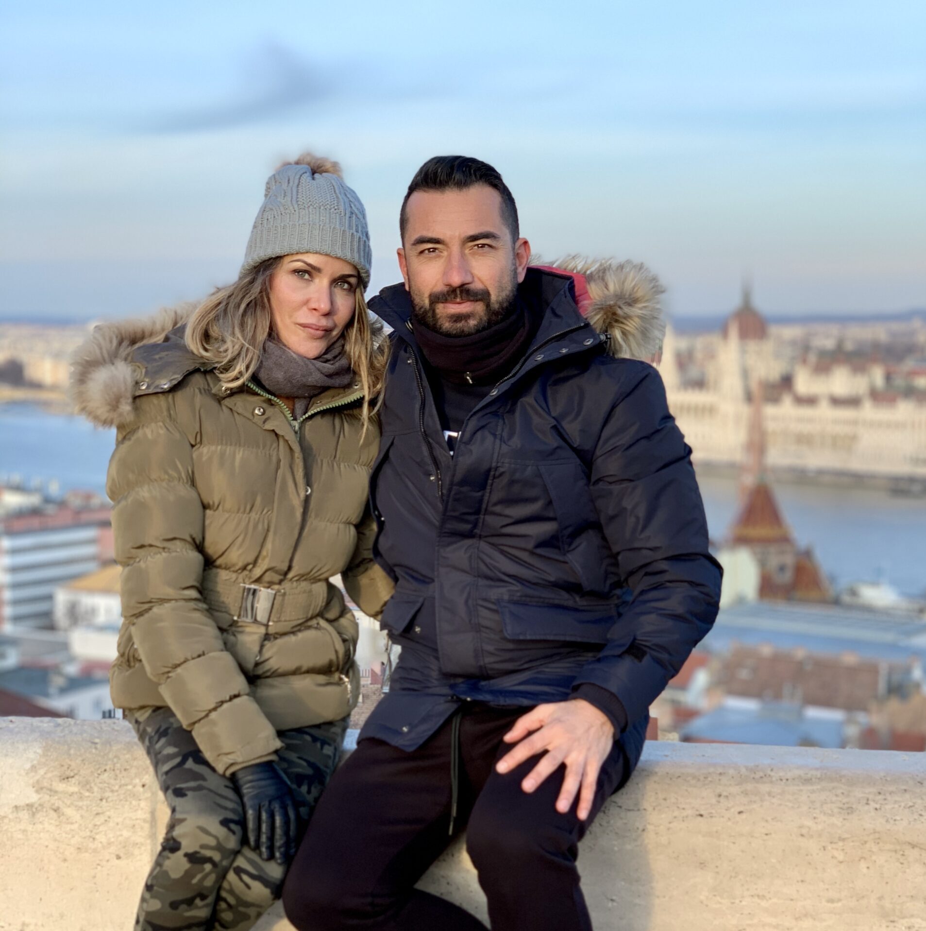 Gozando del Viaje. Quiénes Somos · Gozando del Viaje · En Gozando del Viaje compartimos contigo todos los lugares del mundo que hemos visitado y te contamos en primera persona cómo hacer que tu viaje marque la diferencia. Elige un destino y nosotros te ayudamos a sacarle el mejor. Ven a gozar del Viaje! IMG_4287