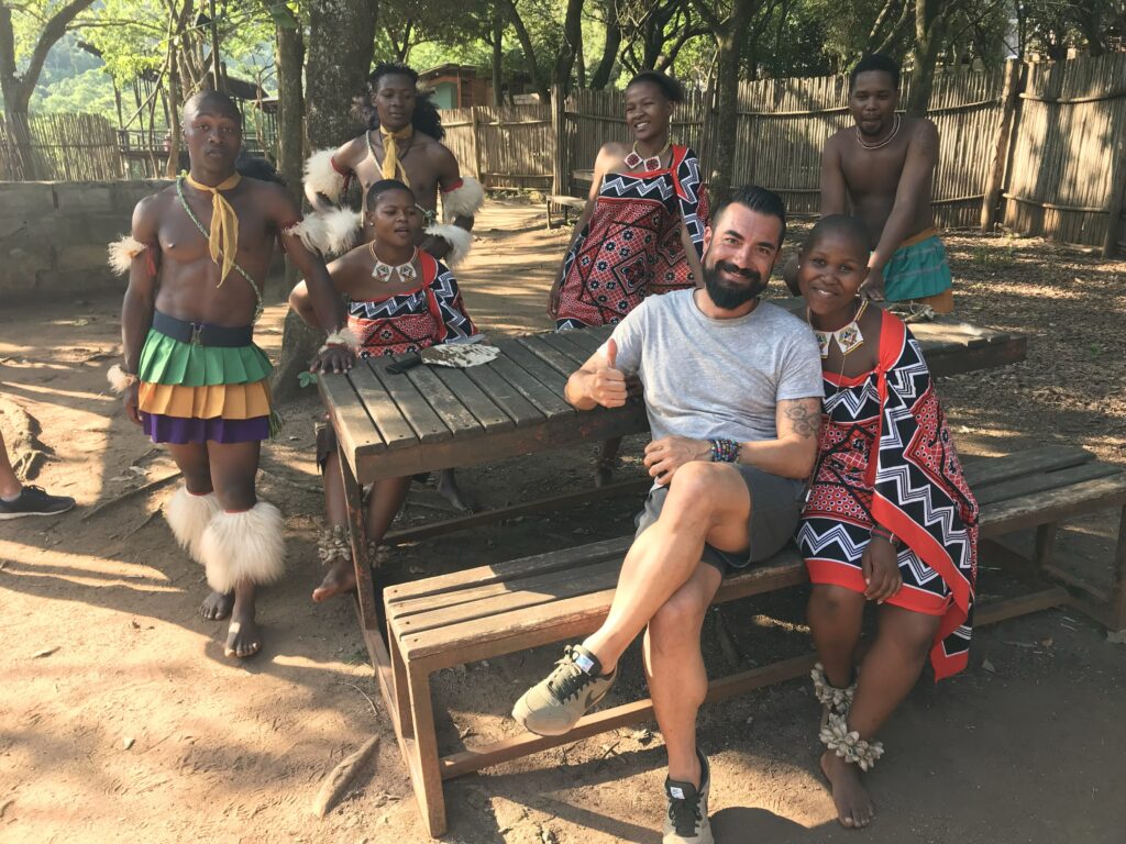 ÁFRICA · info@gozandodelviaje.com · En Gozando del Viaje compartimos contigo todos los lugares del mundo que hemos visitado y te contamos en primera persona cómo hacer que tu viaje marque la diferencia. Elige un destino y nosotros te ayudamos a sacarle el mejor. Ven a gozar del Viaje!